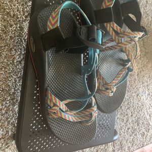 Women’s size 9 chacos